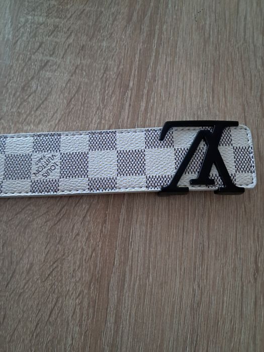 Curea super elegantă