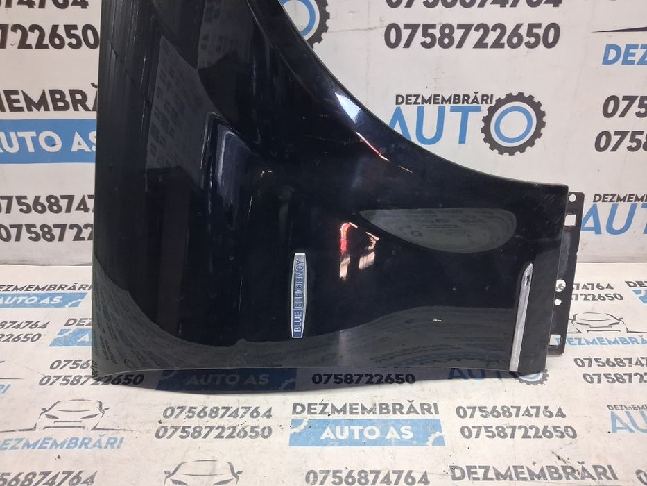Aripa dreapta Mercedes C Class w204 2010