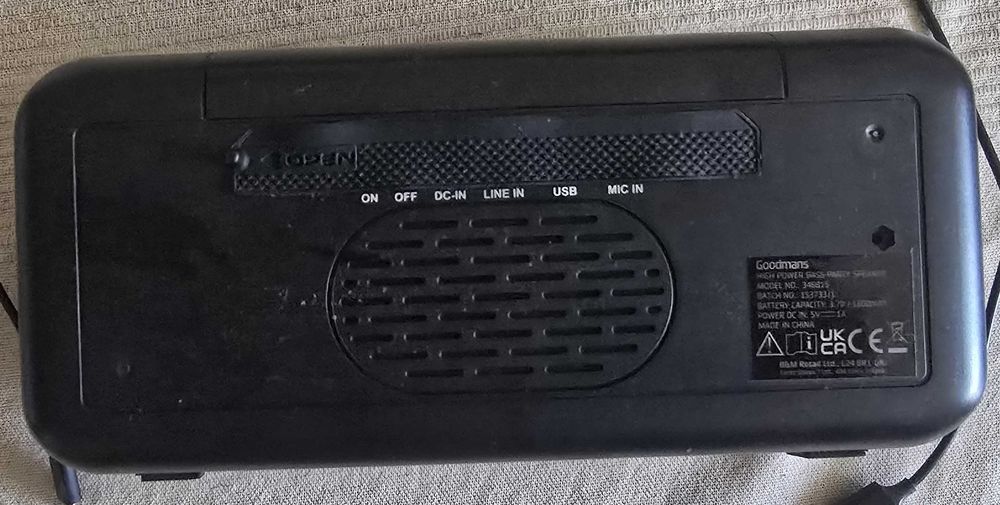 Мощна парти тонколона Goodmans, 60W,  с батерия, USB playback, 3,5 мм порт. Цена - 15 евро