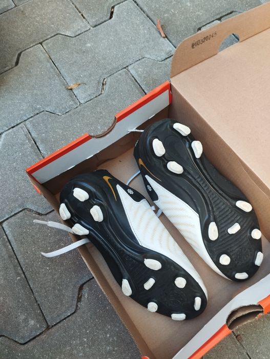 Nike бутонки 35.5 номер