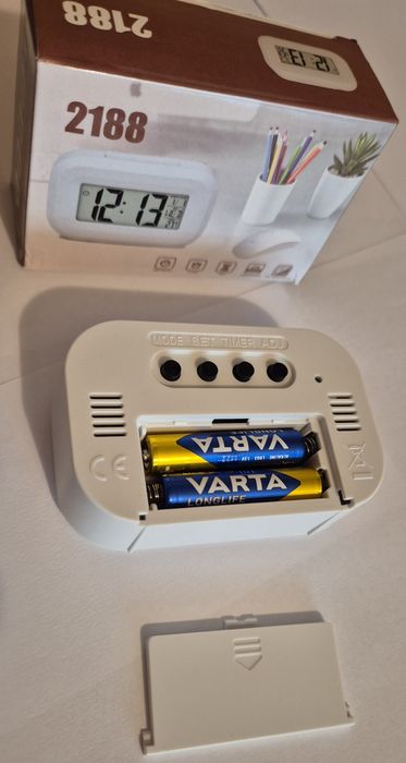 Ceas deșteptător digital