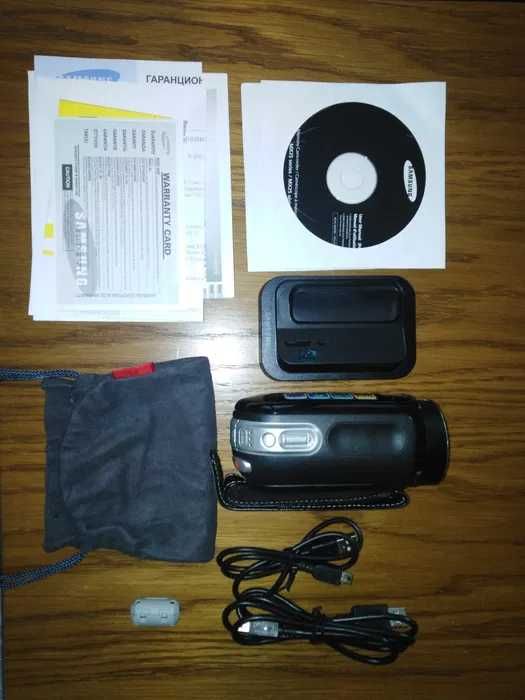 Видеокамера Samsung VP-MX25E