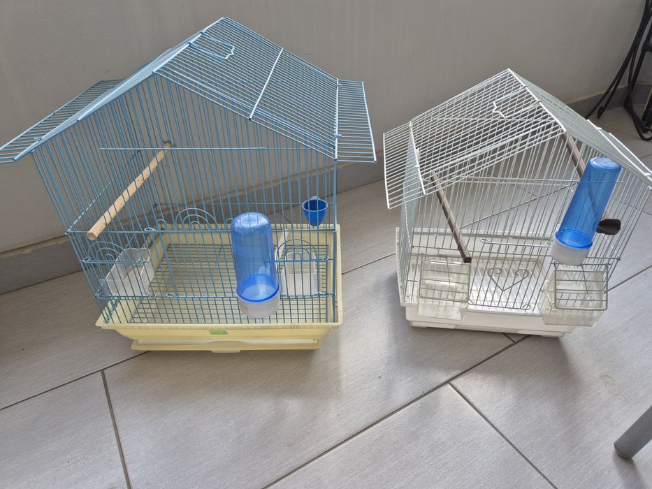 клетки/ 2 къщички/ за птици