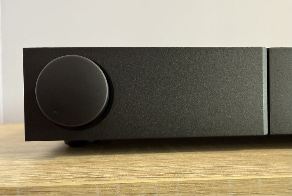 Усилвател NAIM Nait 5i