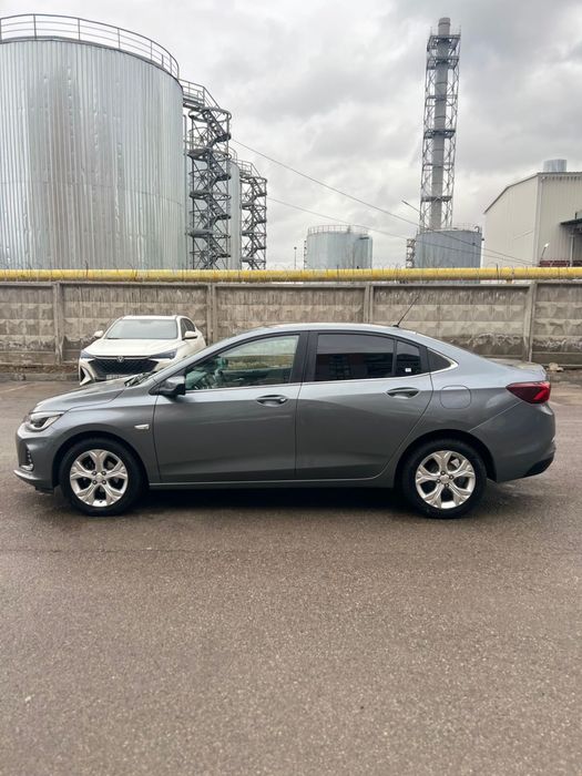 Продам шевроле оникс 2023 года