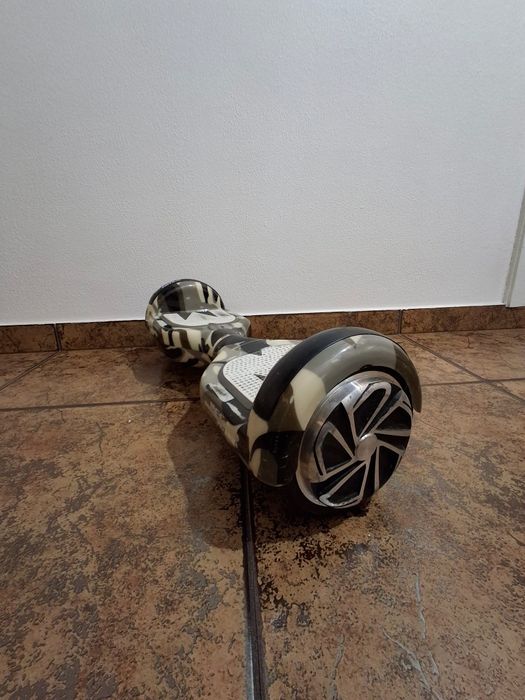 Hoverboard, Mega Motion