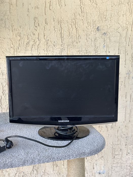 Монитор Sumsung 22 дюйма