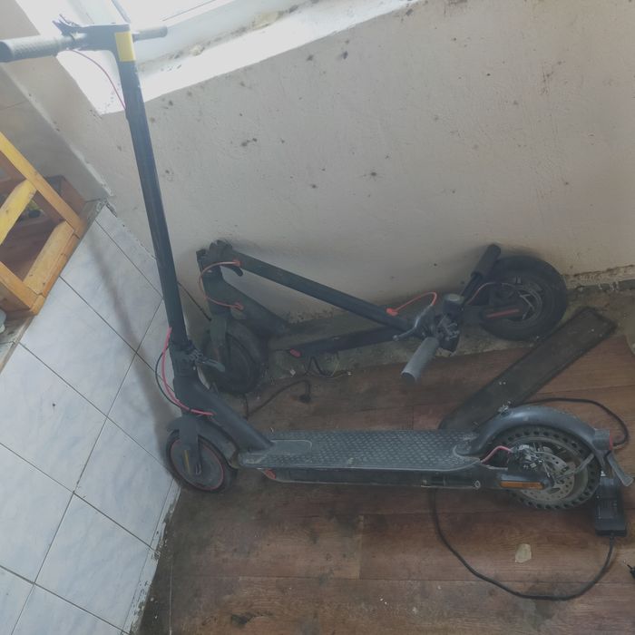 Продам 2 самоката один на запчасти