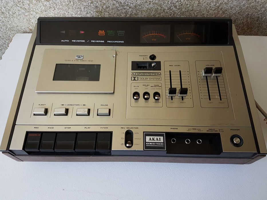 Akai GXC-75D Stereo Cassette Deck Recorder