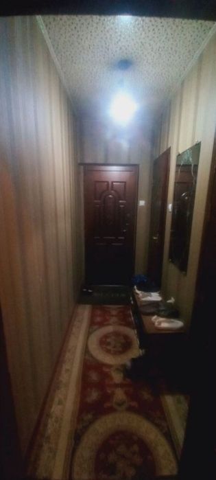 Chilonzor 20 kv dom srochniy sotiladi