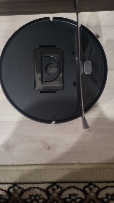 Продам Пылесос робот