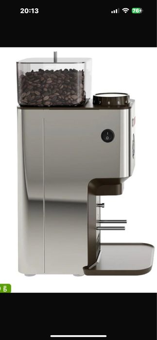 Кофе машинка в отличном состояние.