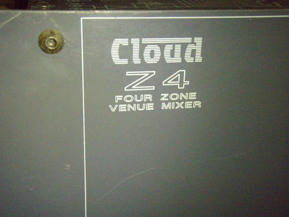 Mixer zone Cloud Z4 Venue Mixer