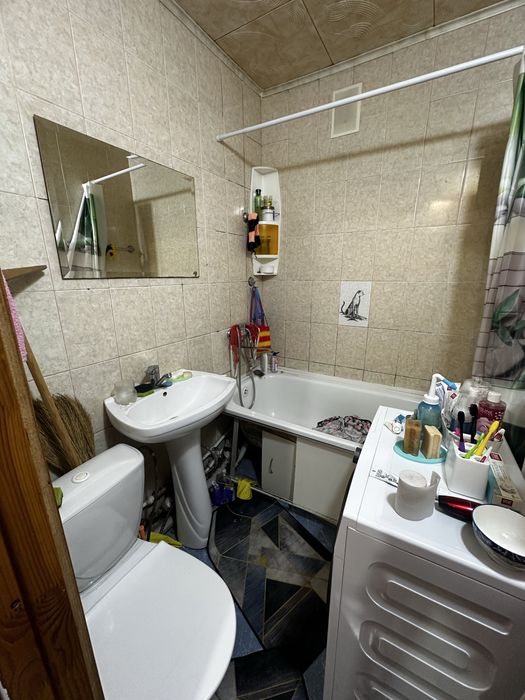 Продам 2 комнатную квартиру