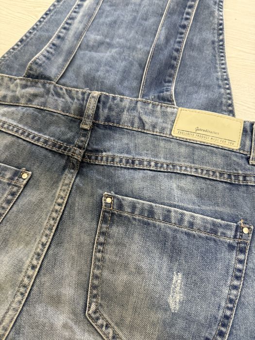 Джинсовый комбенизон женский Stradivarius, короткий,синий, размер 38