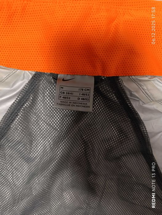 ''Nike''оригинално мъжко водоустойчиво яке за бягане М размер