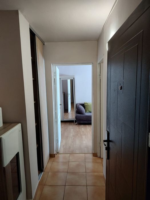 Inchiriez apartament cu o camera - Lipovei