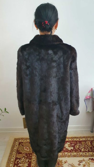 Продам норковую шубу!