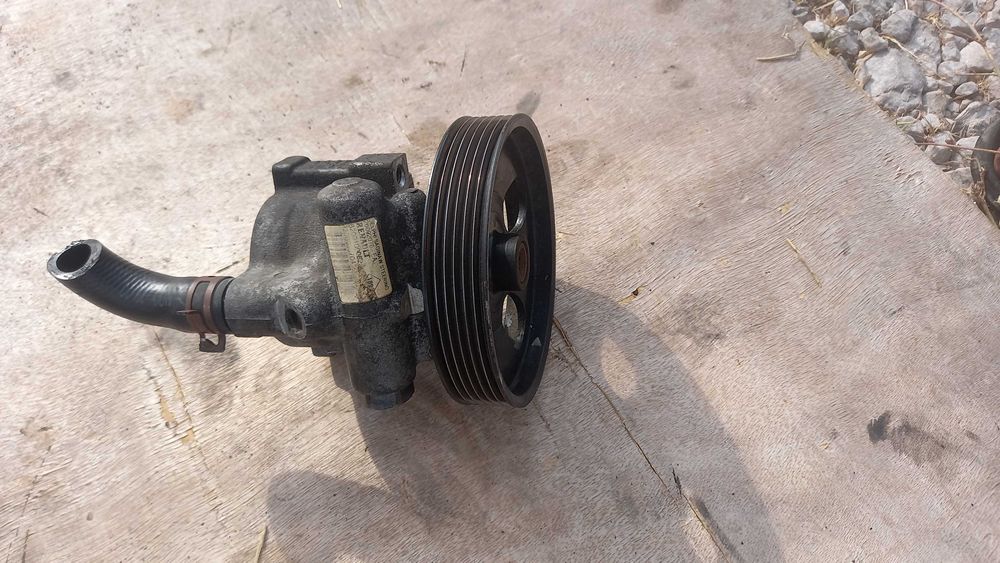 Хидравлична помпа Рено Лагуна 2