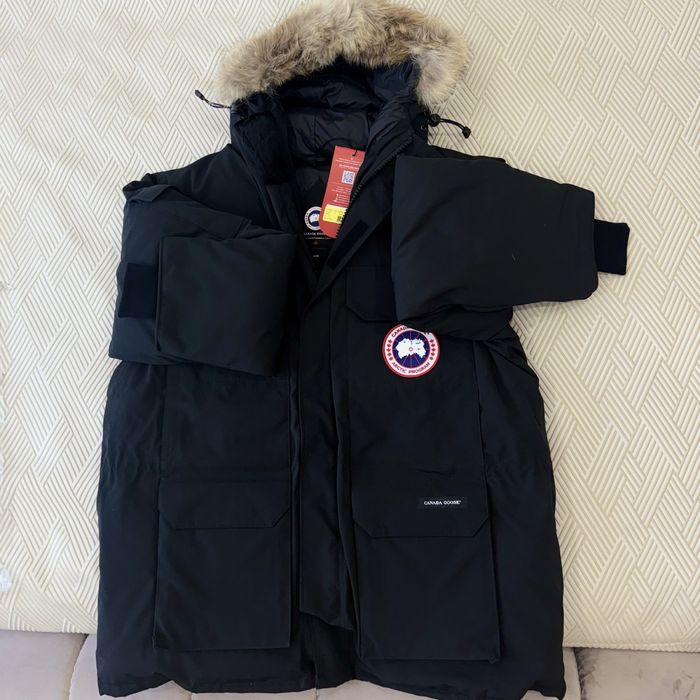 Парка Canada Goose.