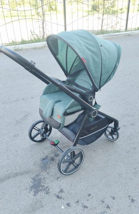 Коляска срочно продам
