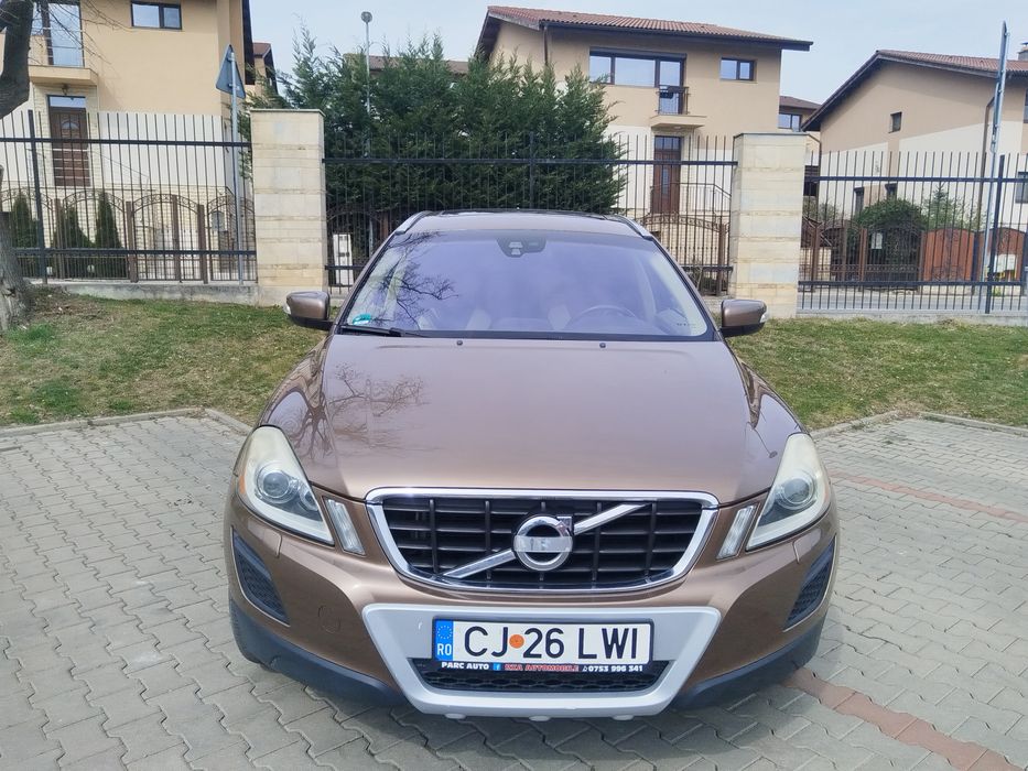 Vând  Volvo XC60 2,4 diesel 2010 cutie automata