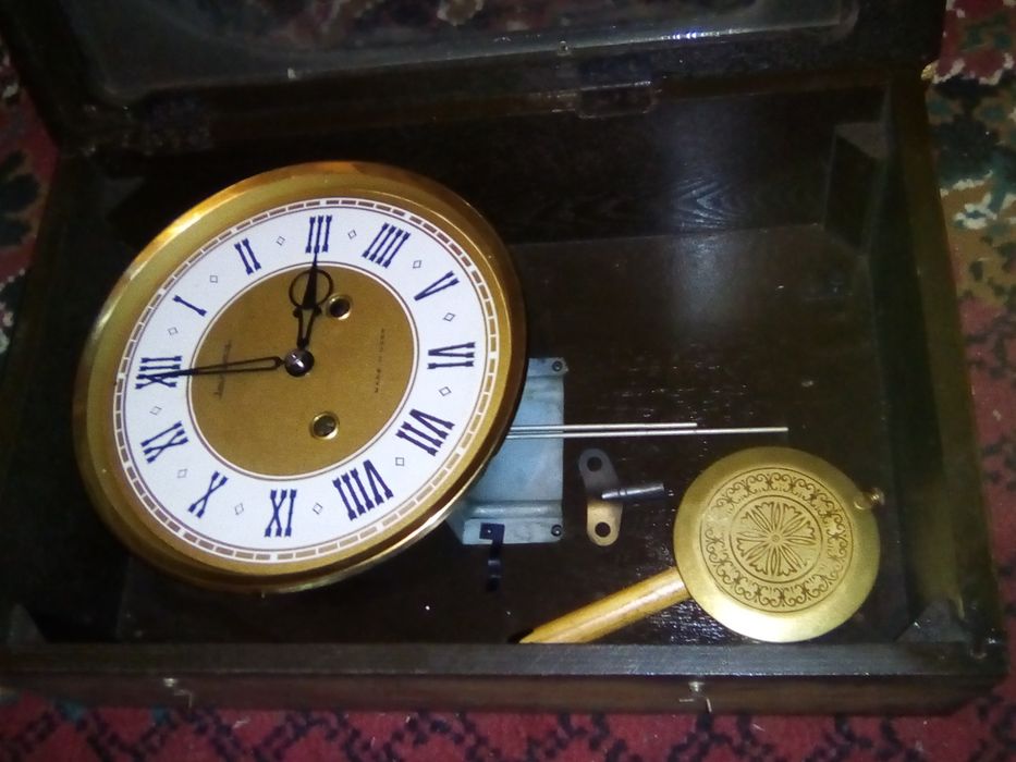 Часы в хорошем састояний