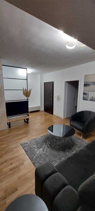 Дава се под наем Тристаен апартамент в Бургас, Славейков - 76 кв.м за 255 € - Снимка #1