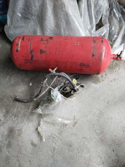 Метан балон 80тали йили2020 3пакалина редуктор лари Билан ком