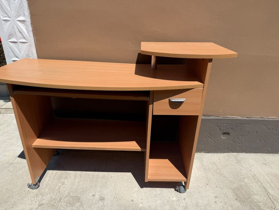 Birou multifuncțional!