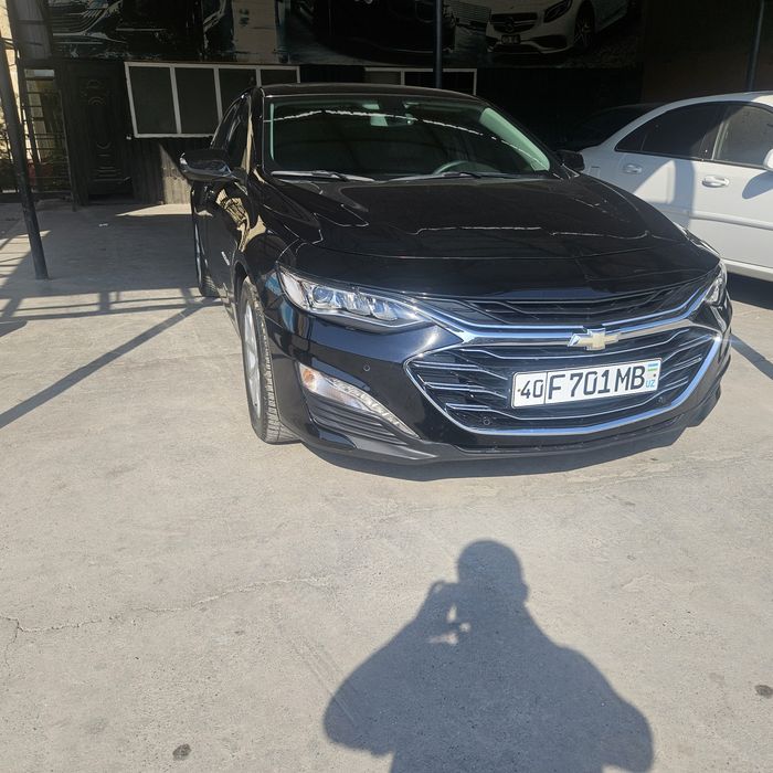 Sotiladi shevralet Malibu 2
