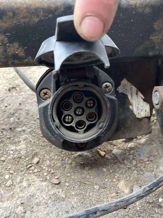 Фаркоп на mitsubishi delica б/у