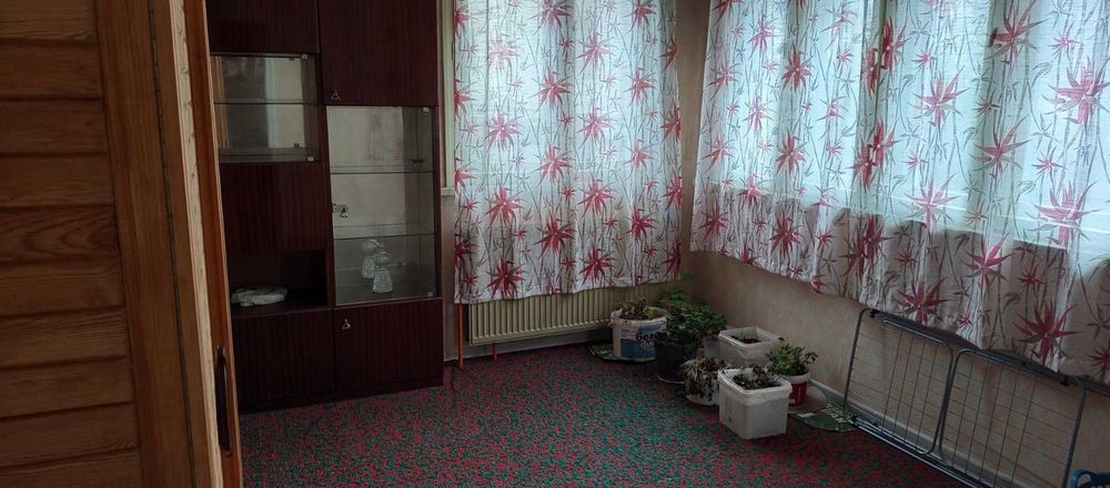 Отдава под наем къща до парк ”Розариум”