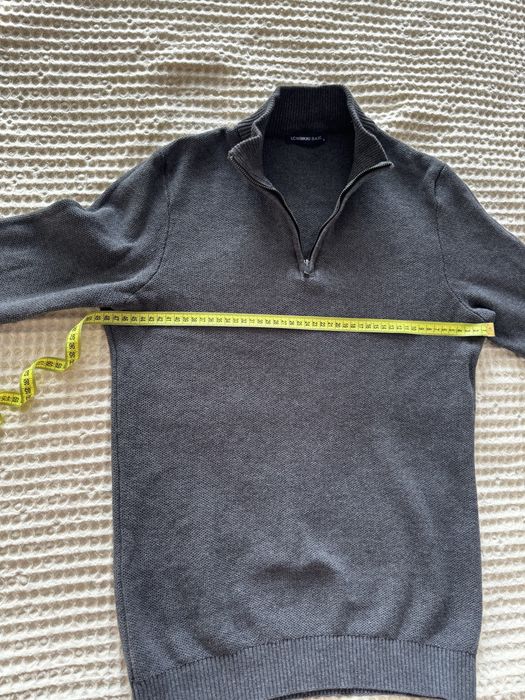 Продам мужской свитер