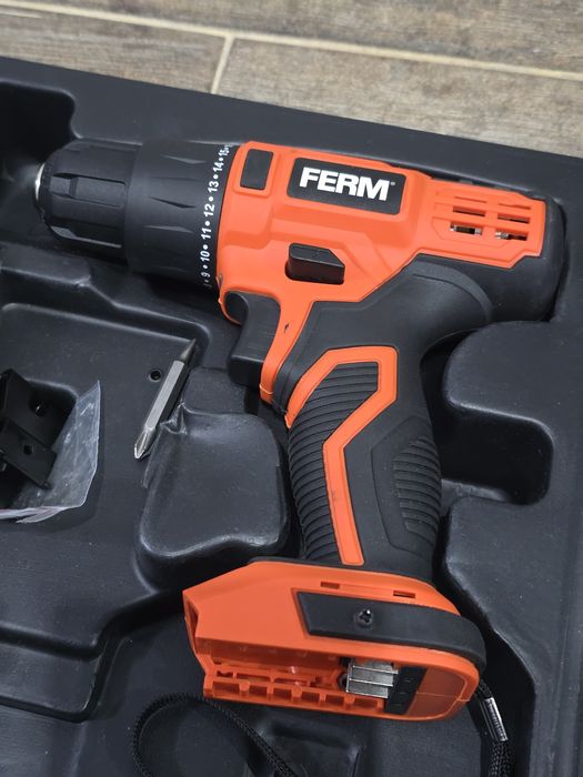 Masina de insurubat Ferm 20v