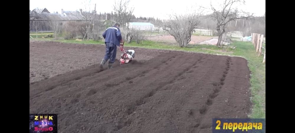 Вспашка мотоблоком