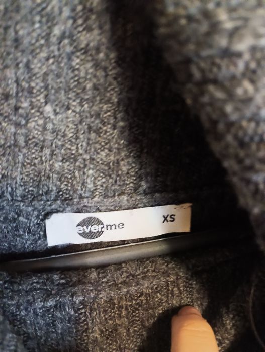 Тъмносив дамски пуловер с поло яка XS