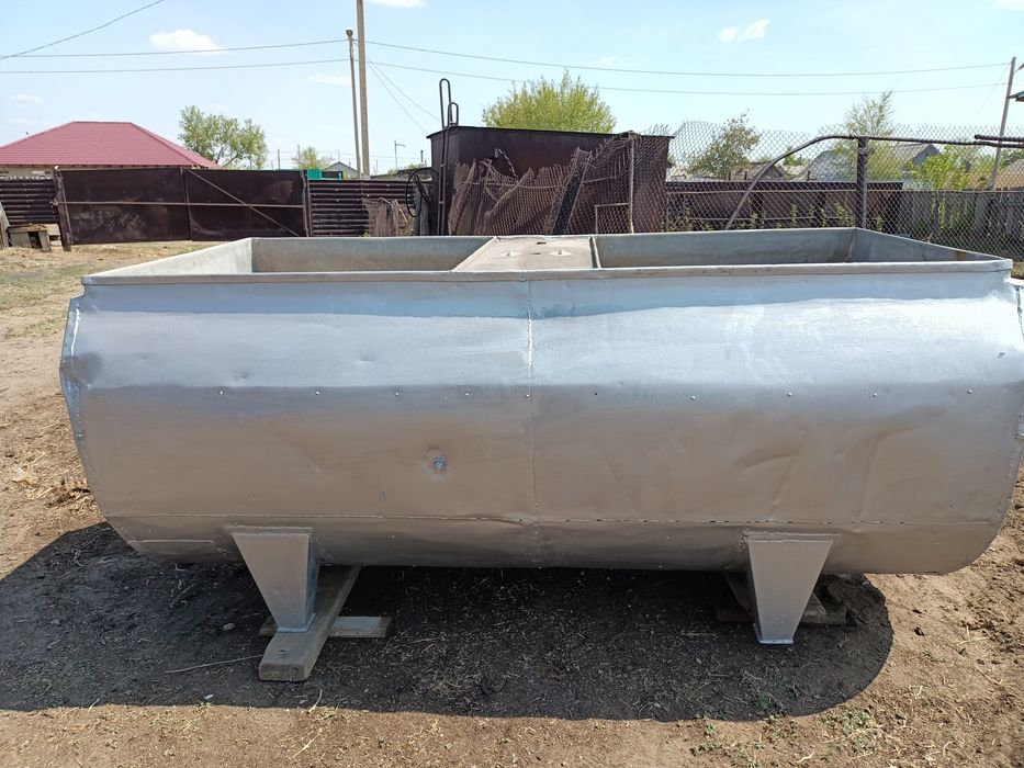 Продам ёмкость 2.5 м3