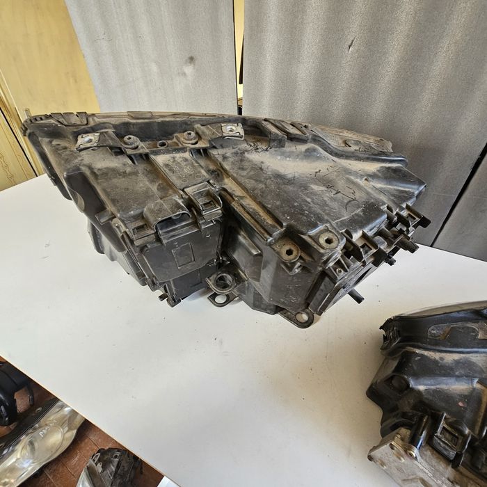 фарове  за Ауди А8 Д3