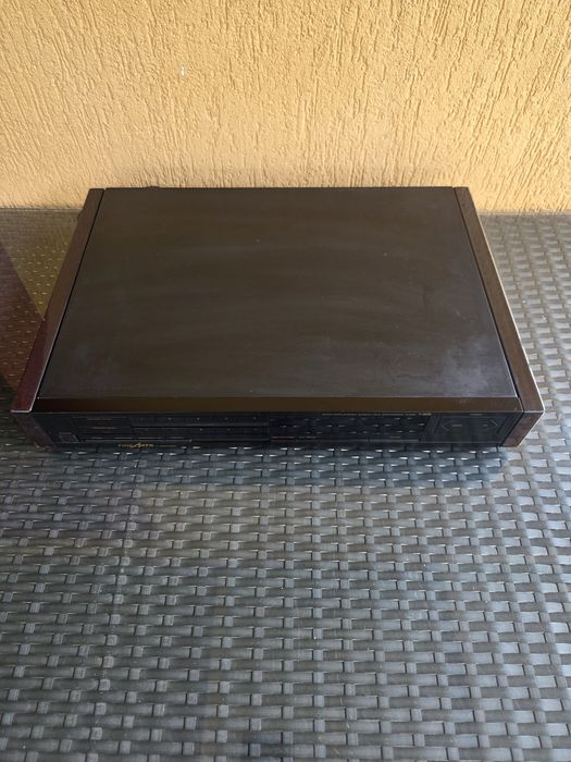 Grundig Fine Arts T-905