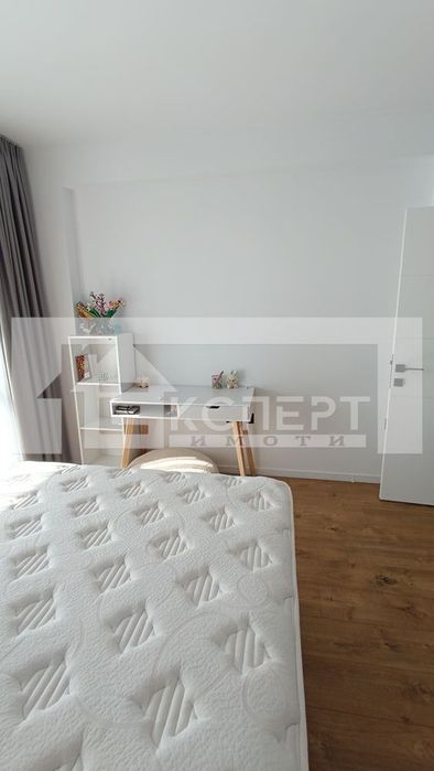 Продава се Многостаен апартамент в Пловдив, Каменица 2 - 131 кв.м за 2214 €/кв.м - Снимка #2