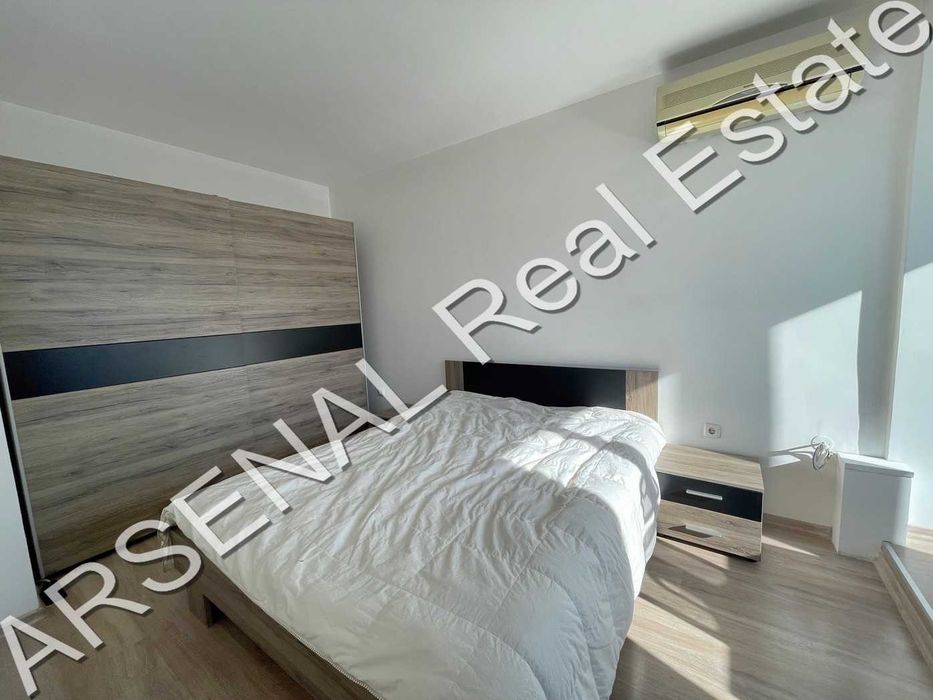 Продажба на четиристаен апартамент, Център