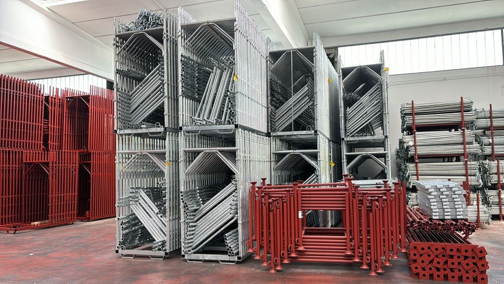 Schela metalica noua.Furci ,Popi ,panouri doka,grinzi doka coltare