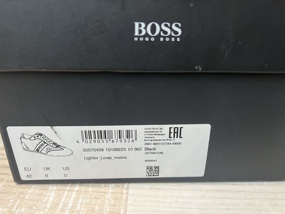 Hugo Boss 42 оригинални
