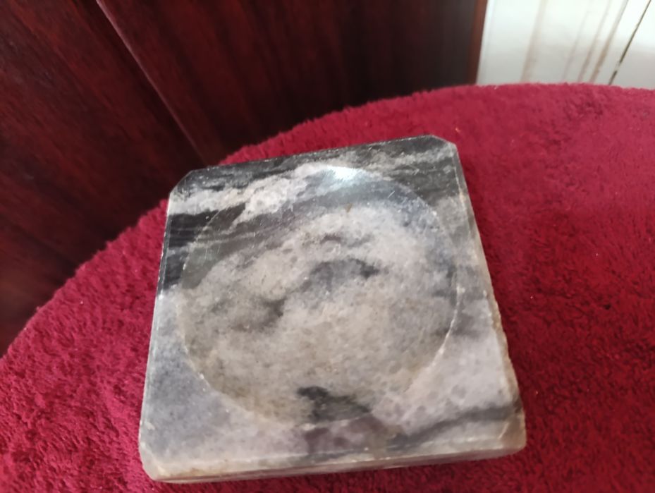 Мраморная пепельница в хорошем состоянии, СССР