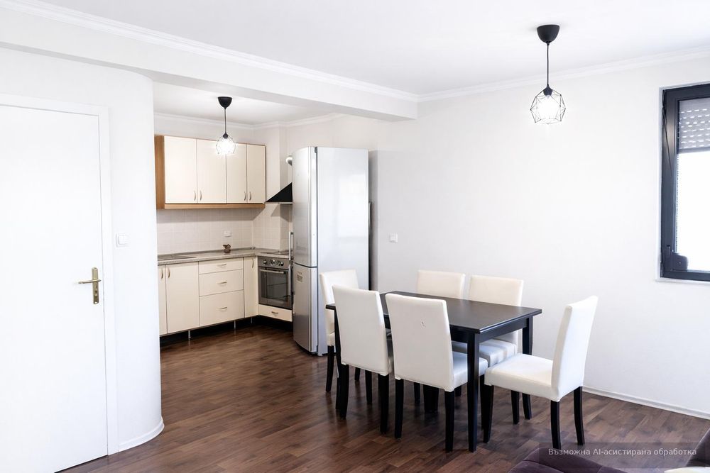 Дава се под наем Тристаен апартамент в Пловдив, Кючук Париж - 107 кв.м за 558.45 € - Снимка #2