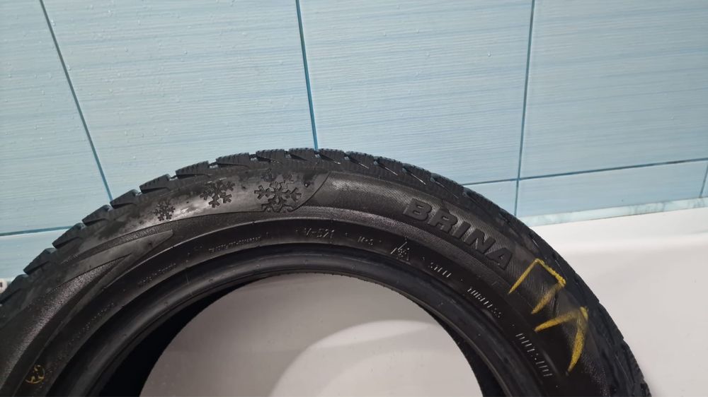 Продаю Шины Viatti 205/55/16