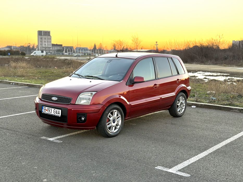 Ford Fusion cu Doar 79.000 Km, Proprietar, Distributie Schimbata