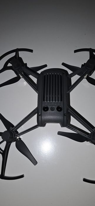 Drona Dji Tello ca noua folosita de 2 ori