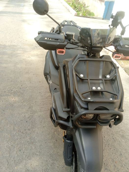 TANK skuter original sotiladi